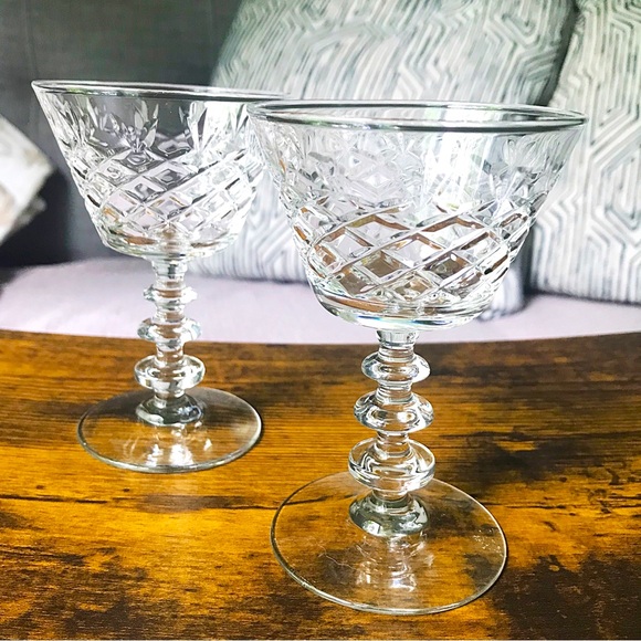 Pair of Rock Sharpe Olive & Cross Wafer Stem Cut Crystal Cordial Coupe Glasses - Picture 1 of 8